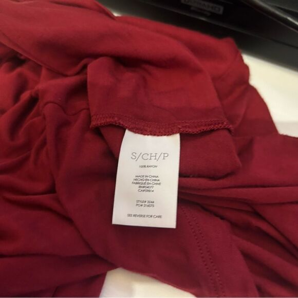 CAbi Red sleeveless draped tank top size small - Picture 2 of 5